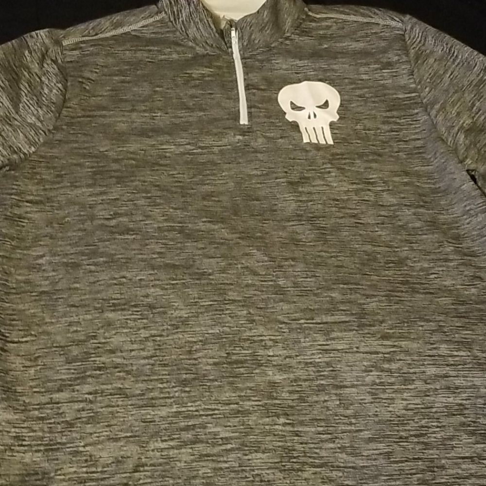 Quarter Zip pull over sweatshirt